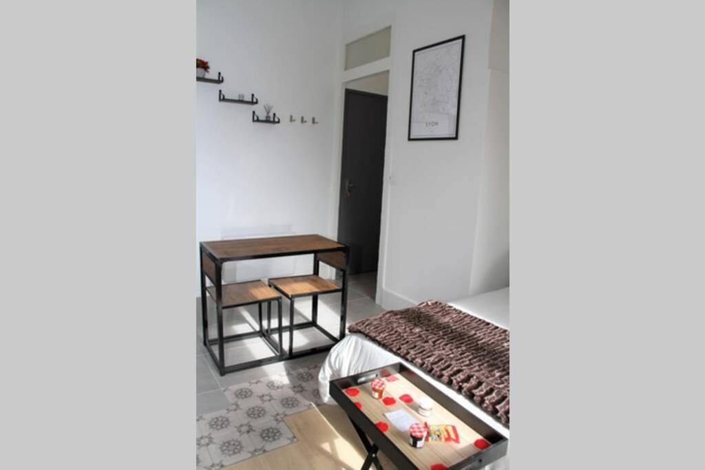 Апартаменты L'Escapade De Lyon, Charpennes, Jacuzzi Et Emplacement Ideal Вийёрбан Экстерьер фото